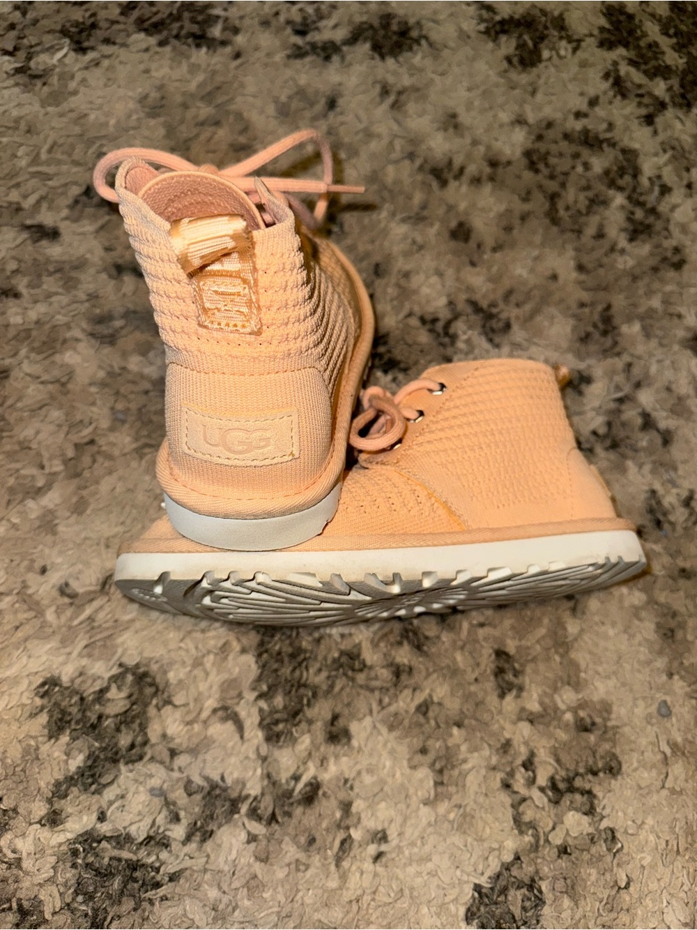 Ugg Neumel Breeze Peach Fuzz Knit Boots  size 6